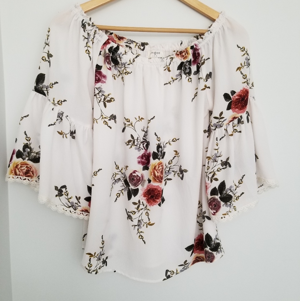 Umgee floral blouse